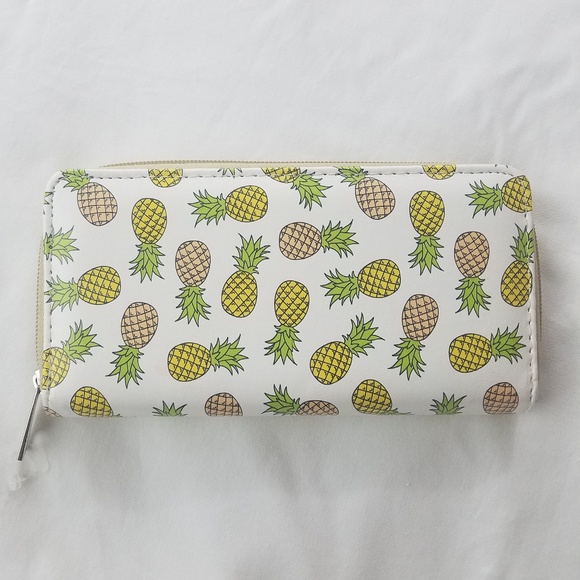 Handbags - Pineapple wallet